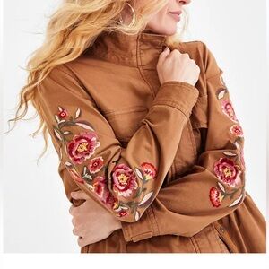 NWT beautifully embroidered khaki jacket